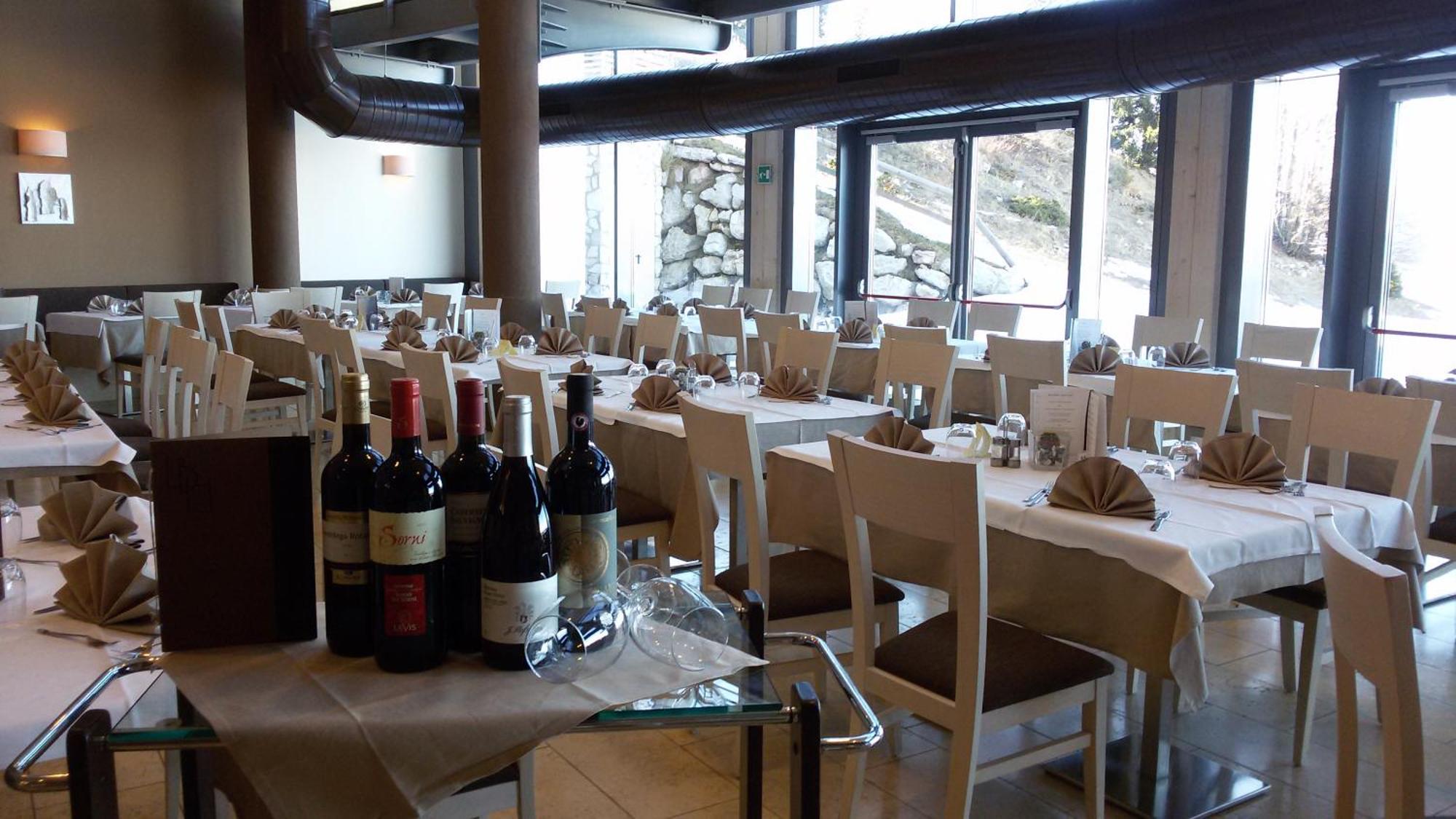 Brenta Dolomites Hotel Vason Bagian luar foto