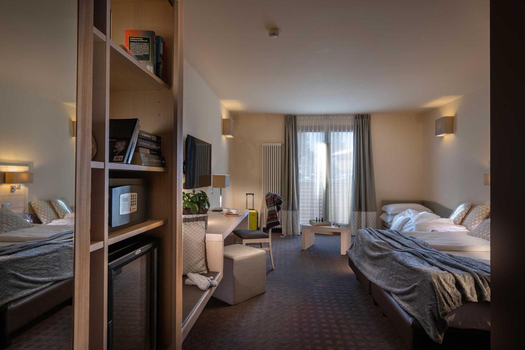 Brenta Dolomites Hotel Vason Bagian luar foto